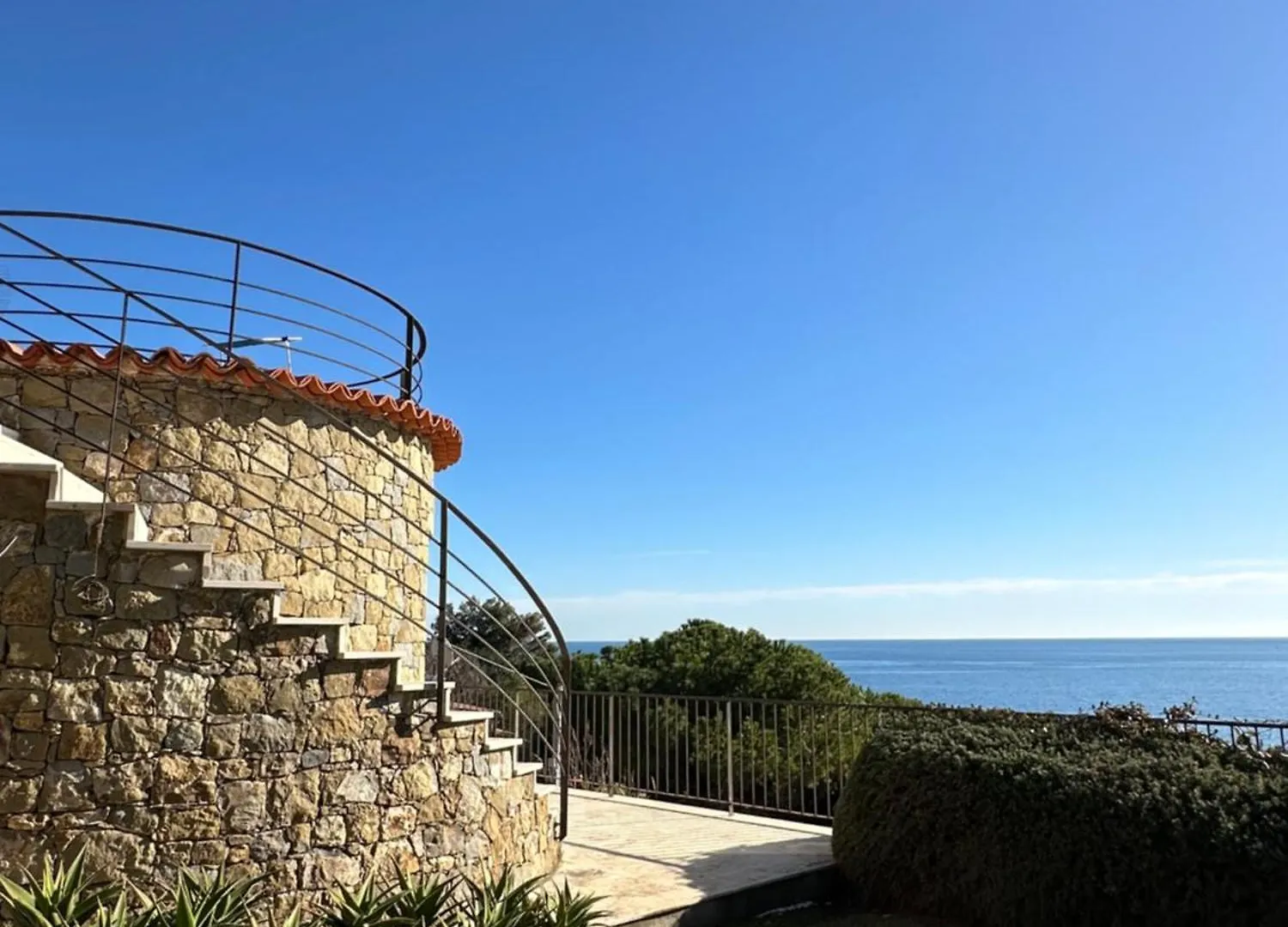Il Villino Ai Tre Ponti Villa Sanremo 0*,